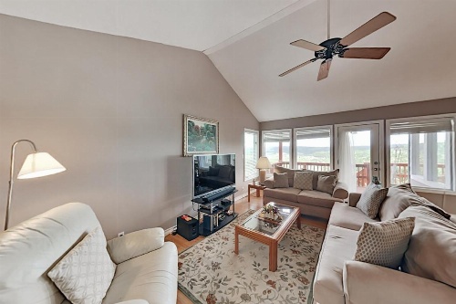 Lake Home w/ Private Hot Tub & Stunning Views home image 4