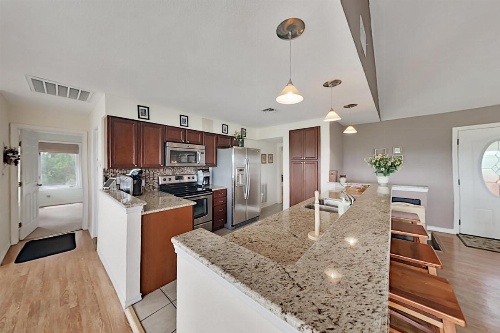 Lake Home w/ Private Hot Tub & Stunning Views home image 8